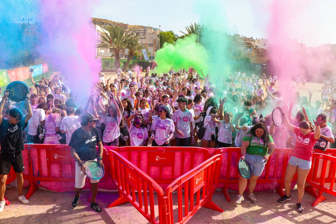 Un momento de la Holi Life Water celebrada este domingo en Cabezo de Torres. 