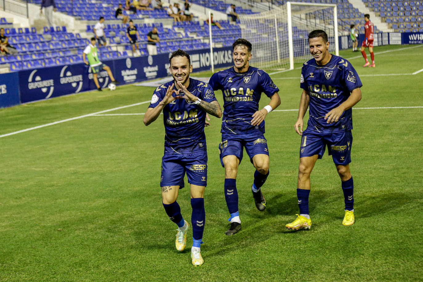 Fotos: UCAM CF - Xerez (3-0)