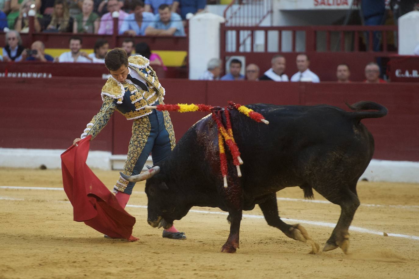 Fotos: Las imágenes de la primera corrida de la Feria Taurina de Murcia