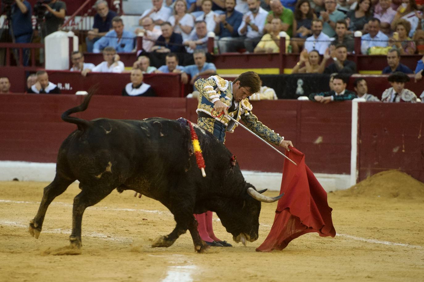 Fotos: Las imágenes de la primera corrida de la Feria Taurina de Murcia