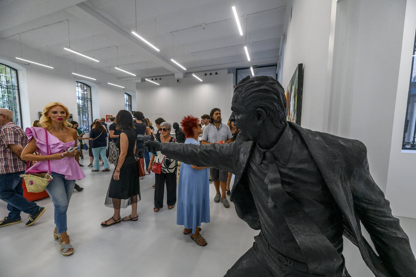 Fotos: La Cárcel Vieja abre sus puertas al arte con &#039;Héroes y villanos&#039;