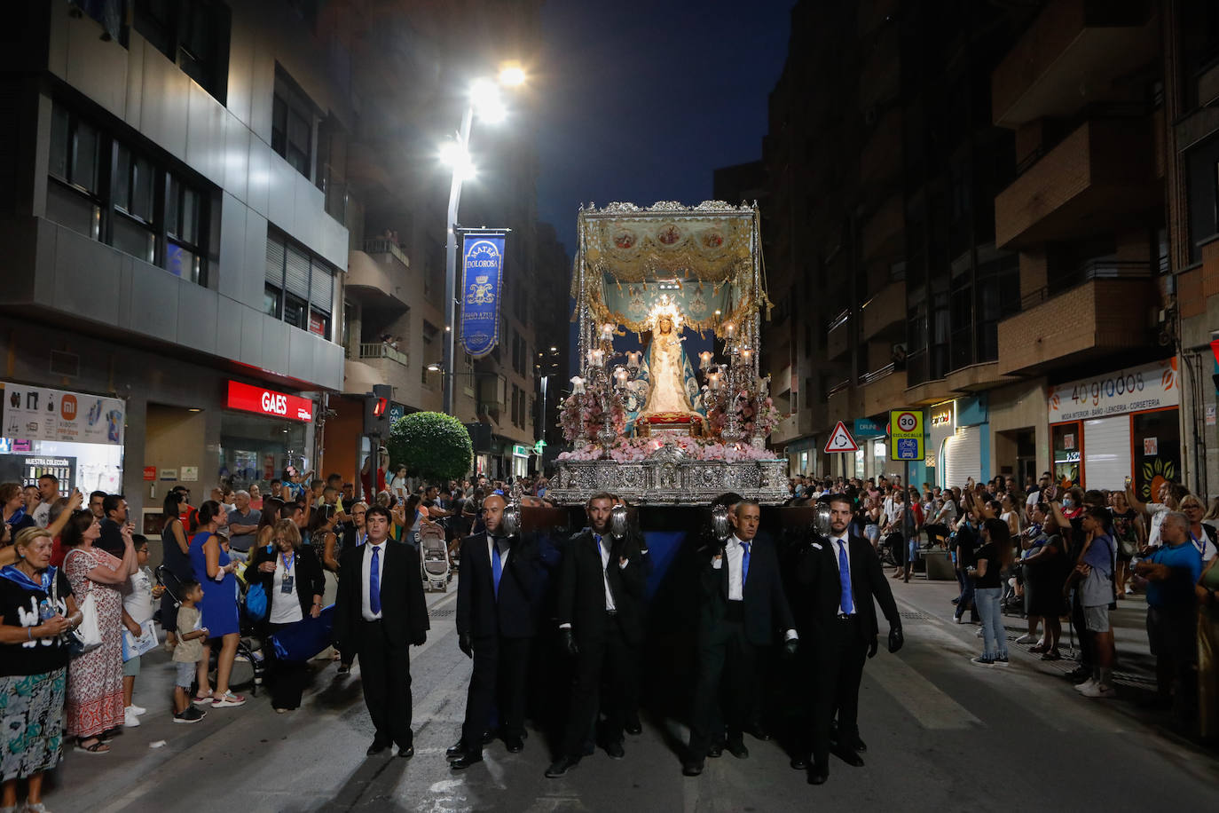 Fotos: Procesión de La Dolorosa en Lorca