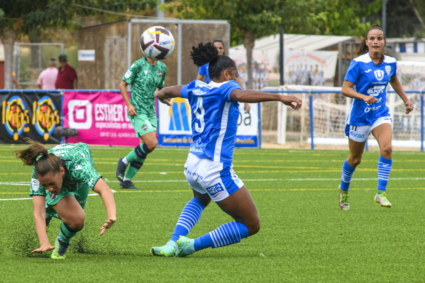 Fotos: El debut del Alhama en Primera División ante el Levante, en imágenes