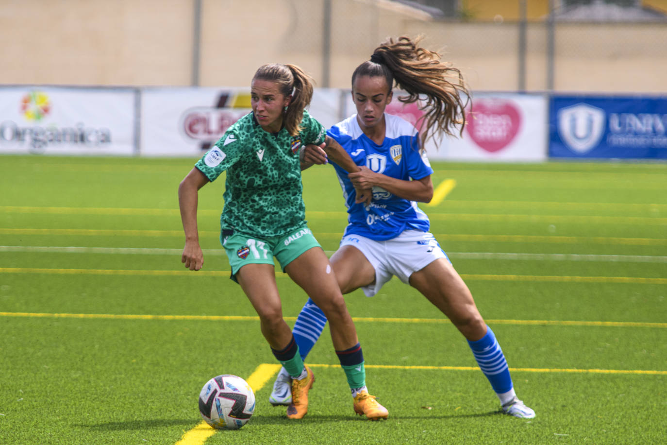 Fotos: El debut del Alhama en Primera División ante el Levante, en imágenes