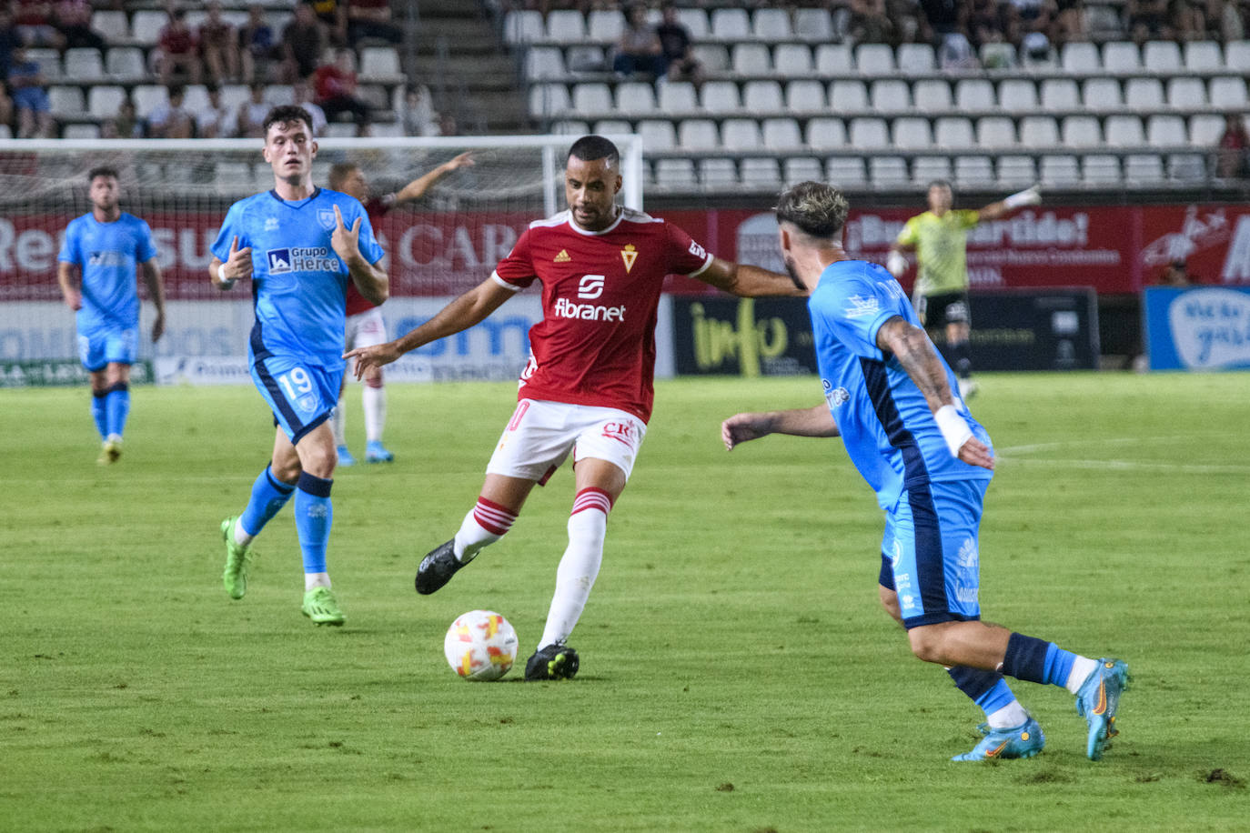 Fotos: El empate del Real Murcia frente al Numancia, en imágenes