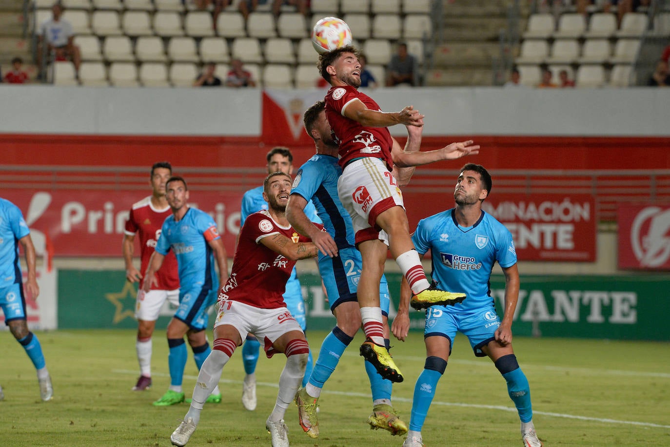 Fotos: El empate del Real Murcia frente al Numancia, en imágenes