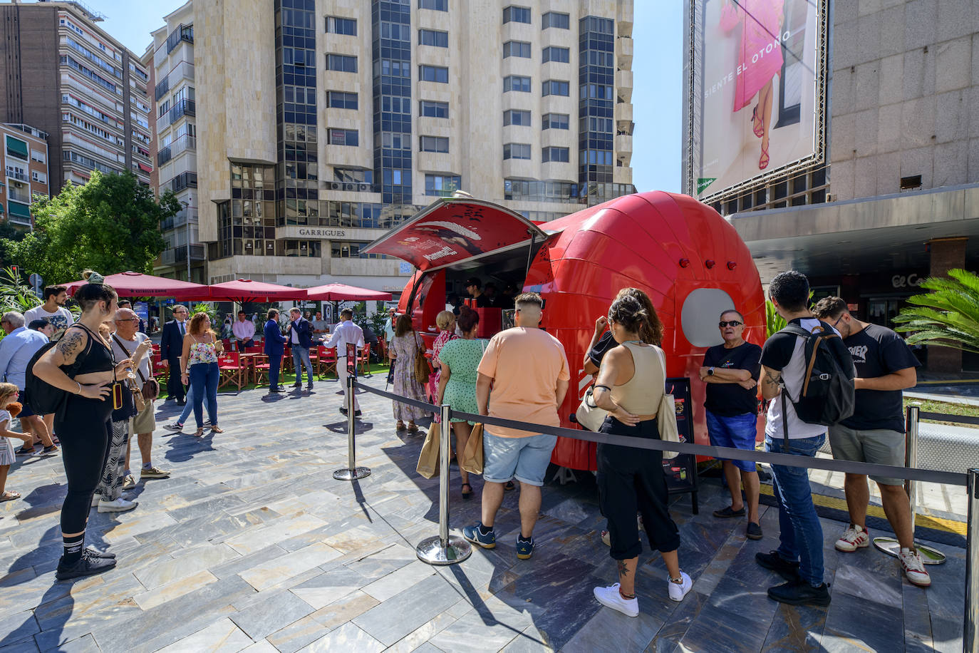 Fotos: El &#039;food truck&#039; GoXO de Dabiz Muñoz abre sus puertas en Murcia