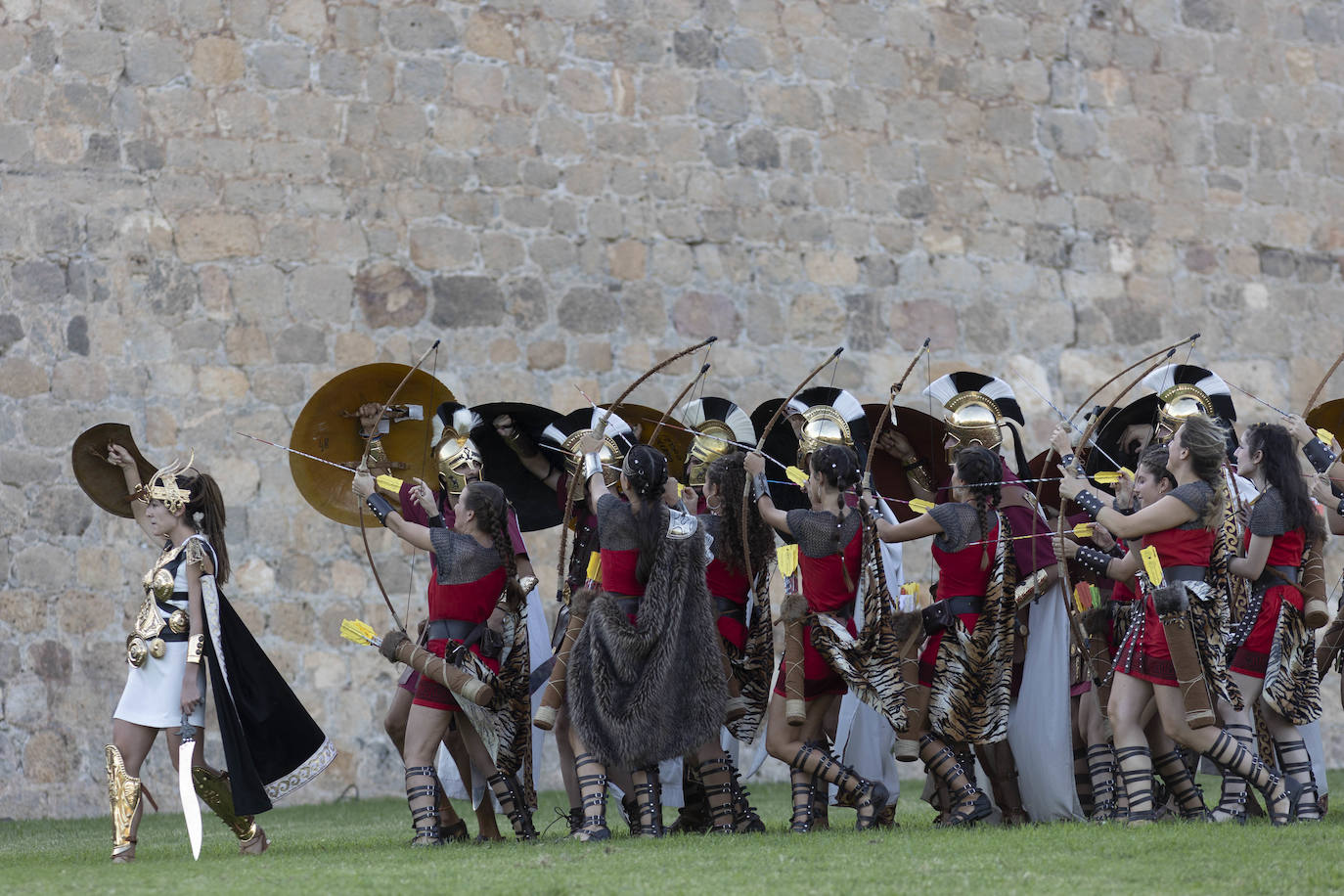 Fotos: Casi cinco mil personas disfrutan en Cartagena de la batalla por la toma de Qart Hadast