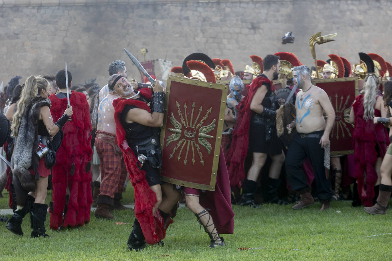 Fotos: Casi cinco mil personas disfrutan en Cartagena de la batalla por la toma de Qart Hadast
