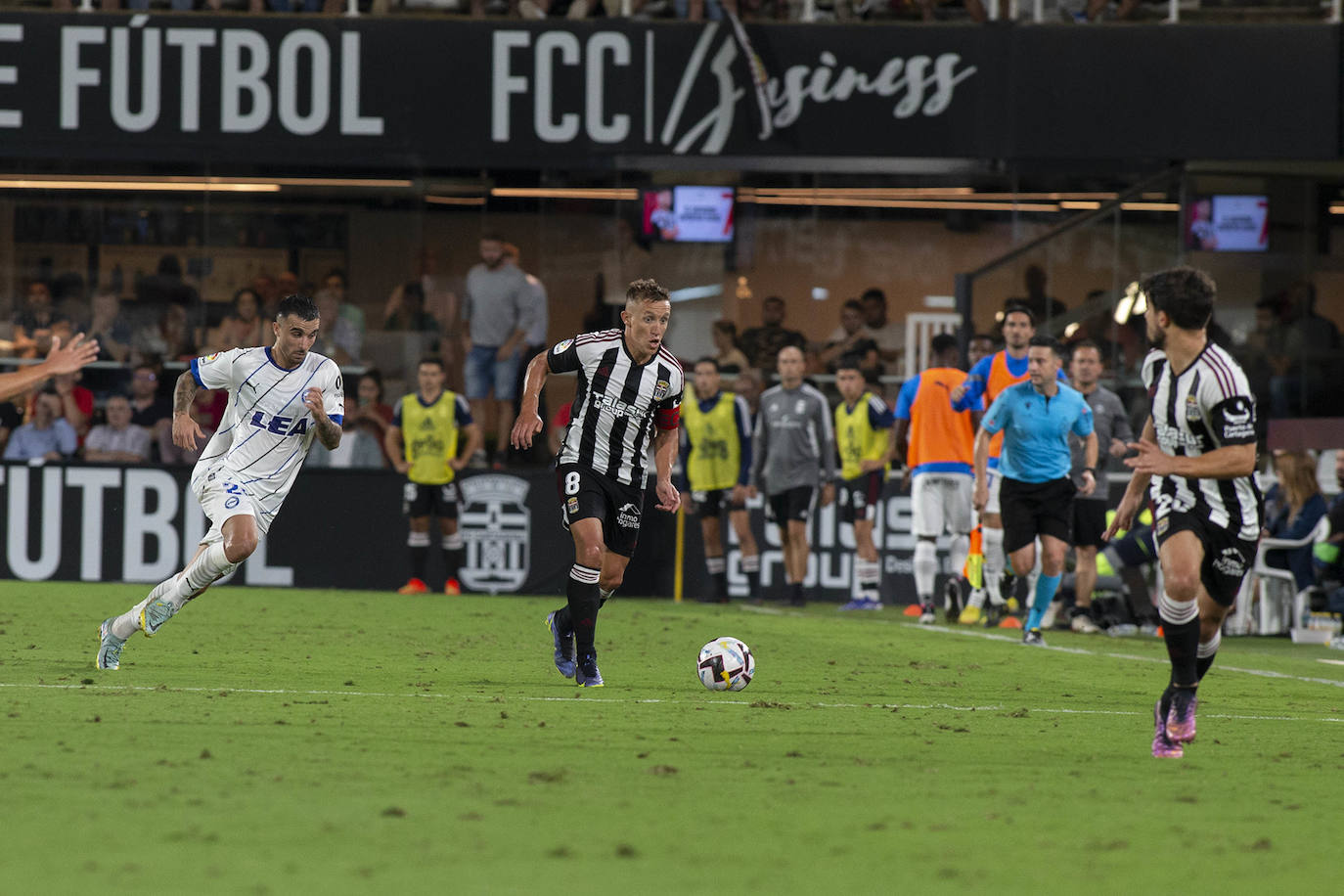 Fotos: El empate entre el FC Cartagena y el Deportivo Alavés, en imágenes