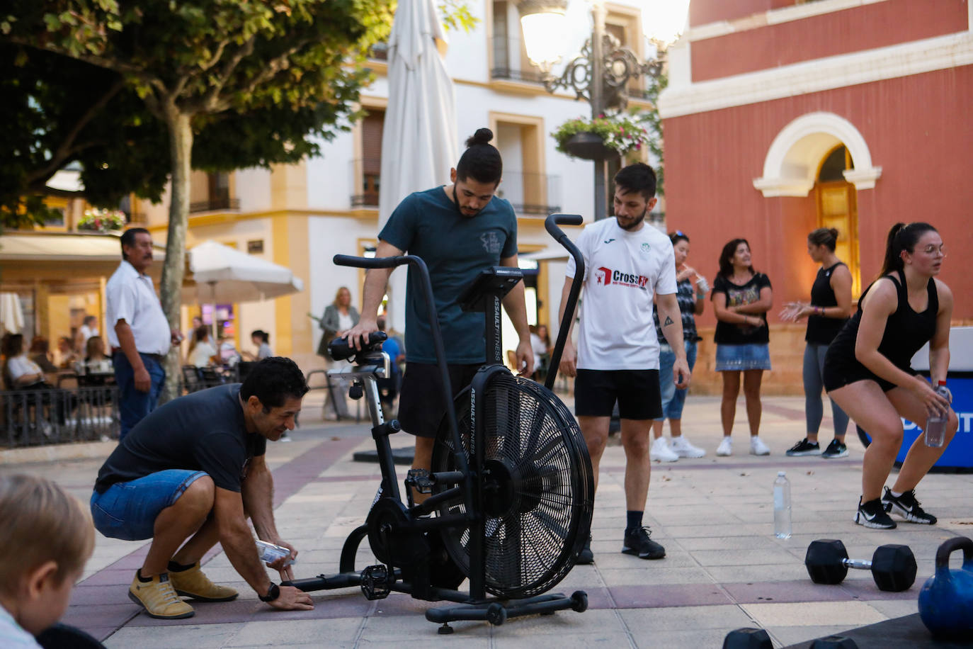 Fotos: Atletismo infantil y exhibición de crossfit, en imágenes