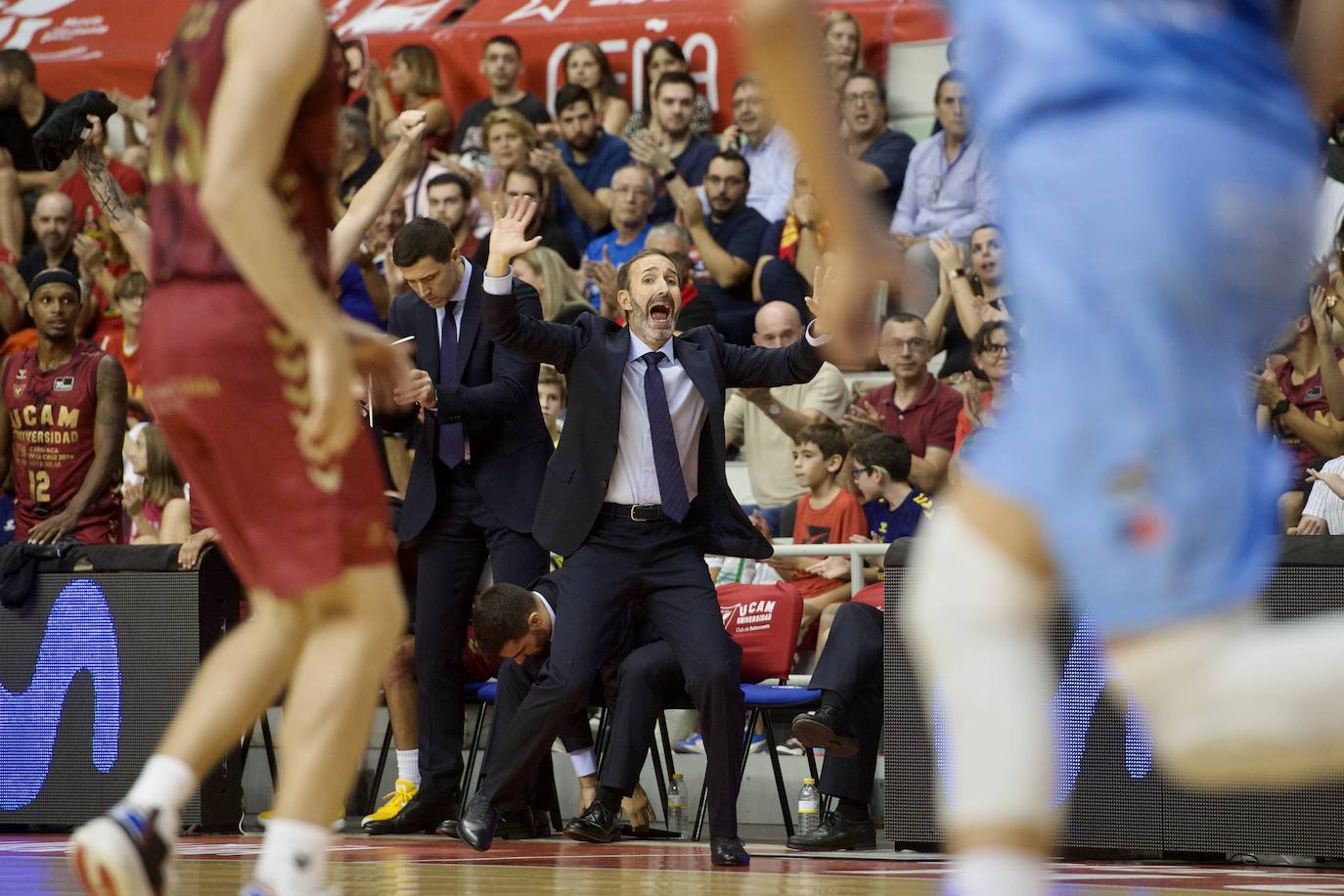 Fotos: Tropiezo en el debut del UCAM ante el Breogán