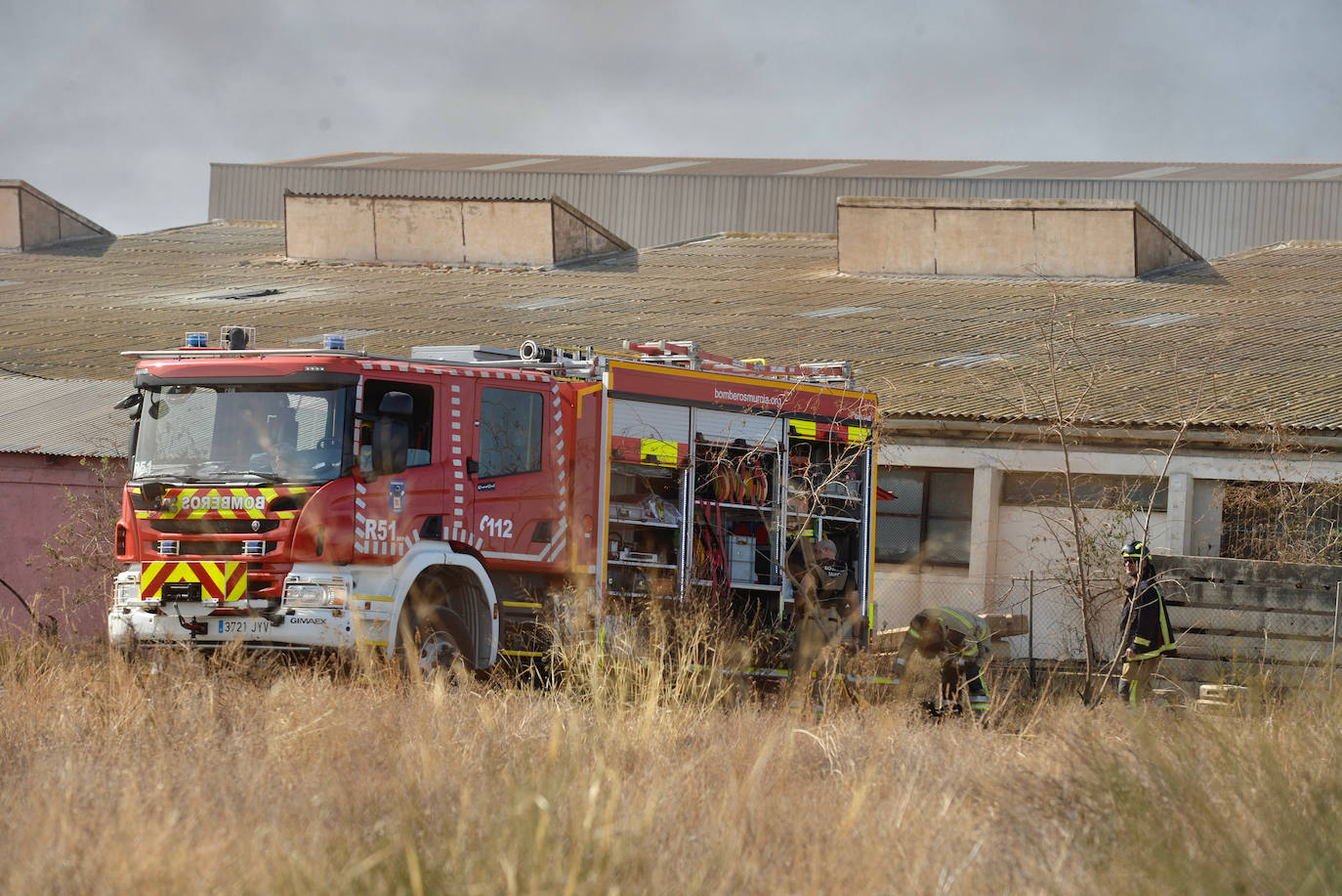 Fotos: Incendio en una nave de piensos de Murcia