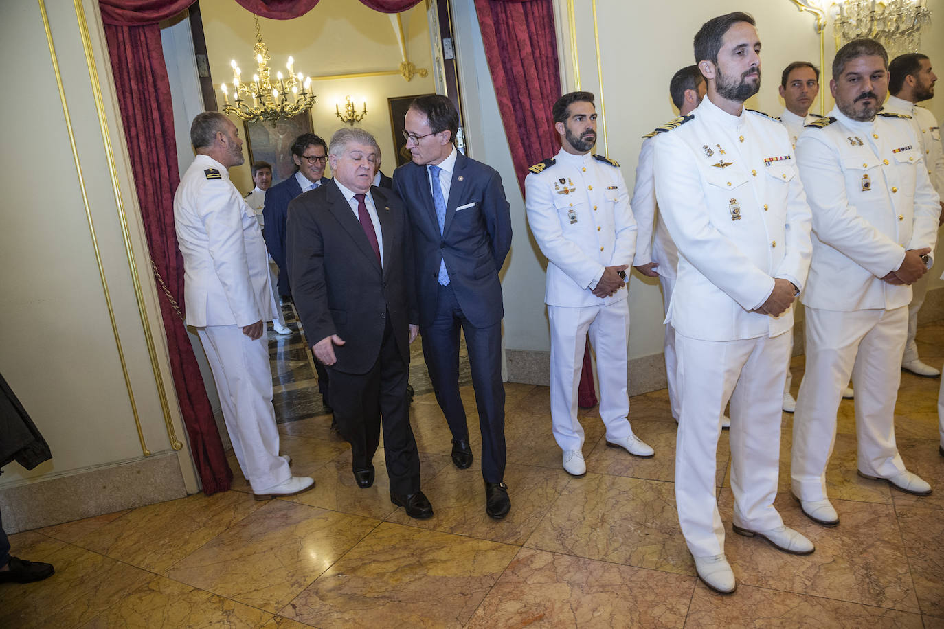 Fotos: El almirante Alfonso Delgado toma posesión en Capitanía de Cartagena