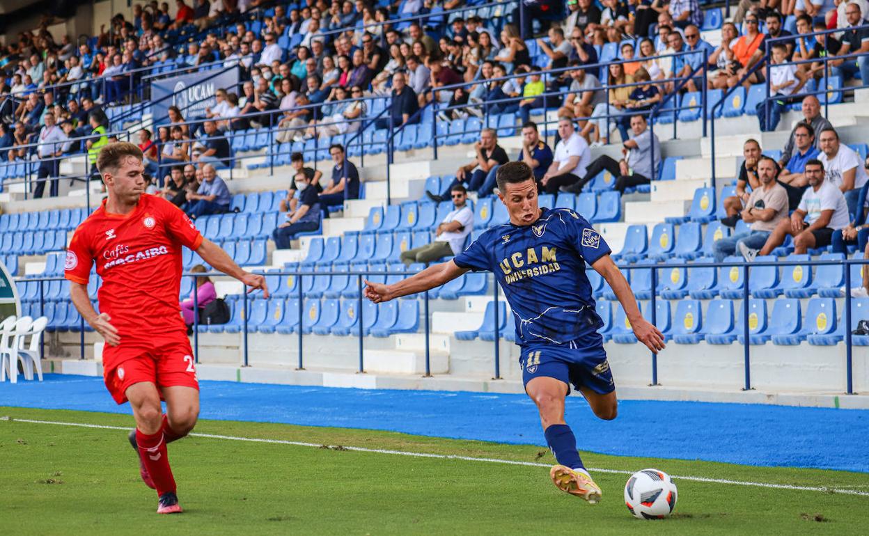 Partido entre el UCAM CF y el CD Utrera, el pasado domingo.