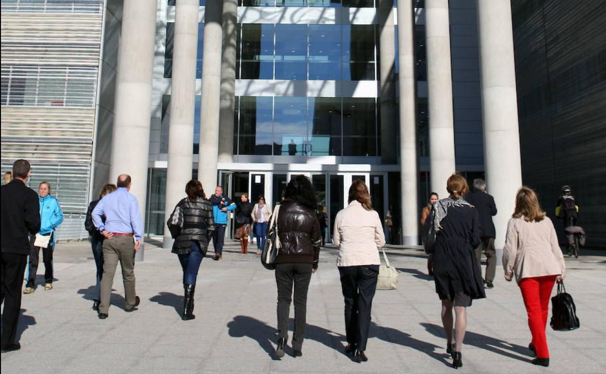 El plazo de los juzgados para resolver los recursos aumenta y alcanza una cifra récord en la Región de Murcia