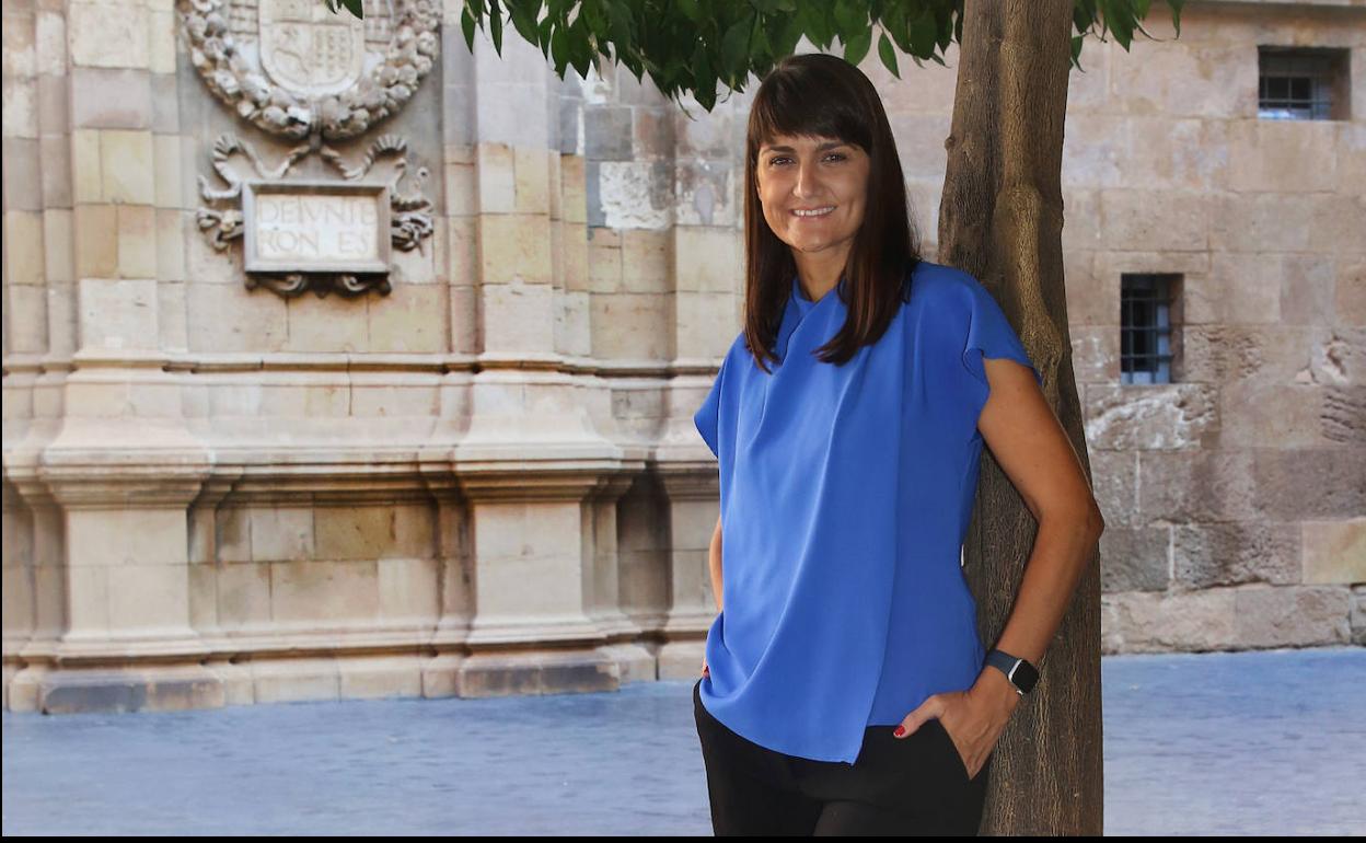 María González Veracruz, ante la Catedral de Murcia, el pasado miércoles. 