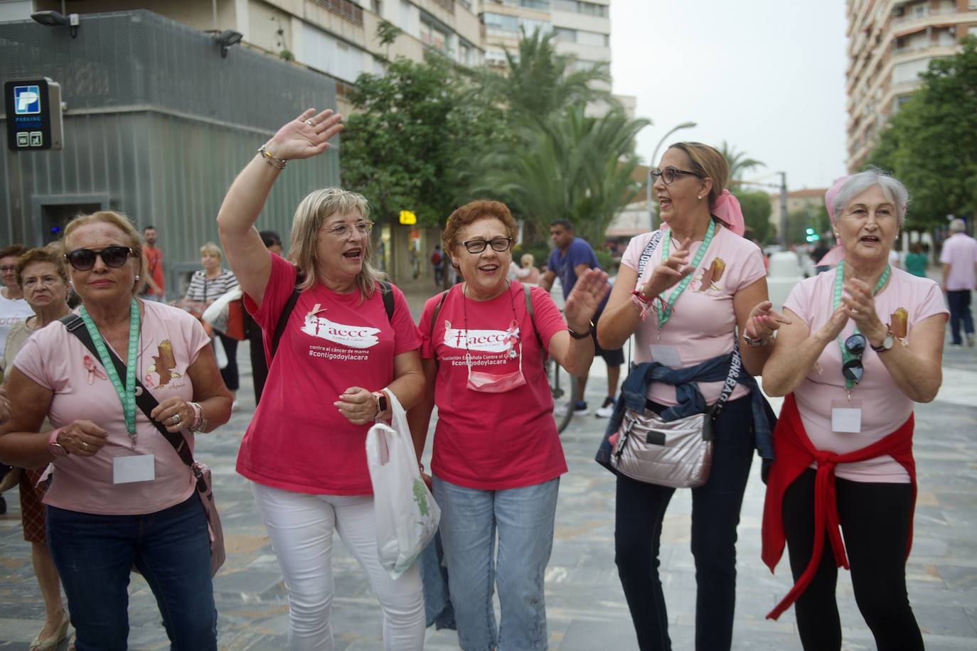 Fotos: Día contra el Cáncer de Mama en Murcia