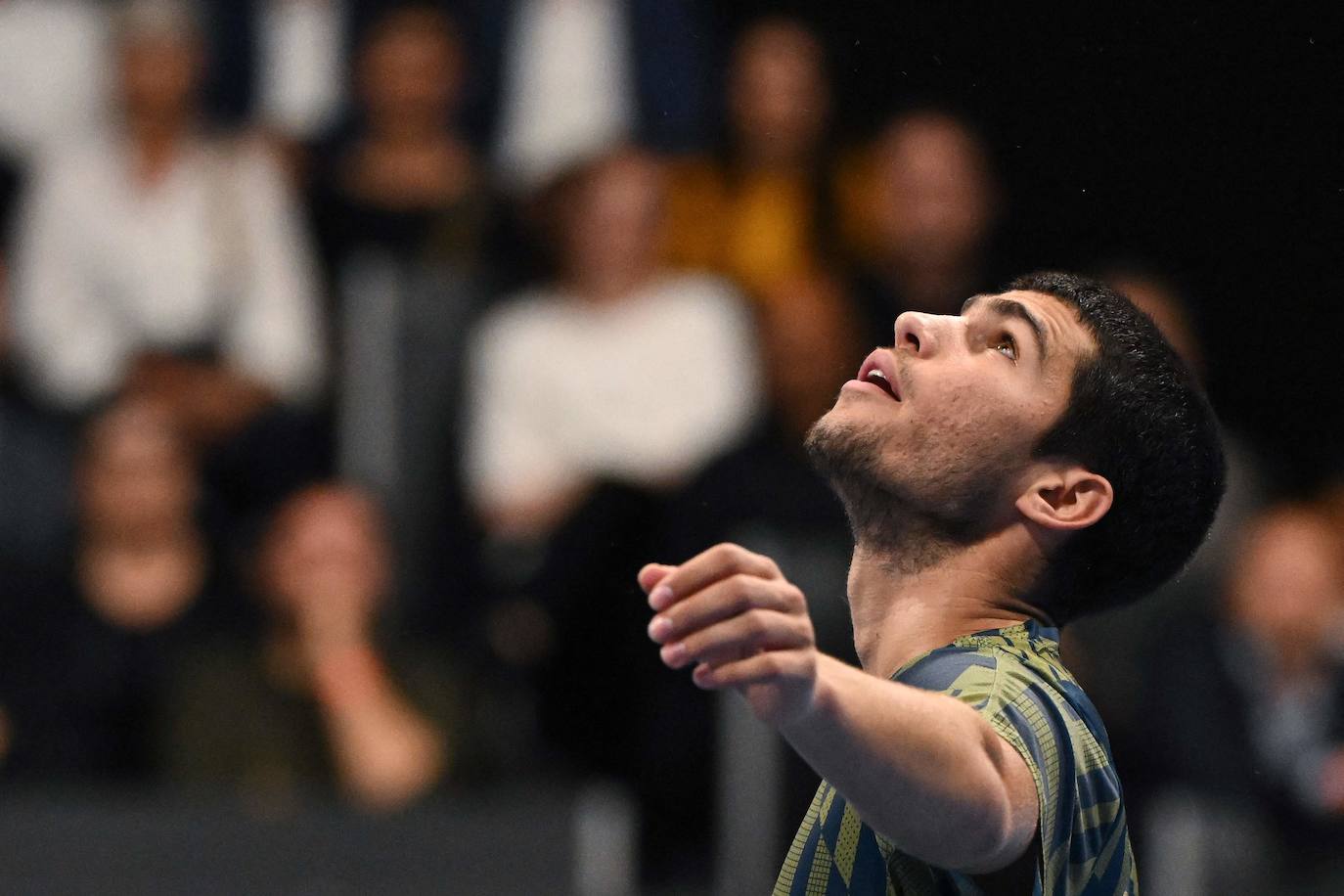 Fotos: Sufrida victoria de Carlos Alcaraz en su estreno en Basilea