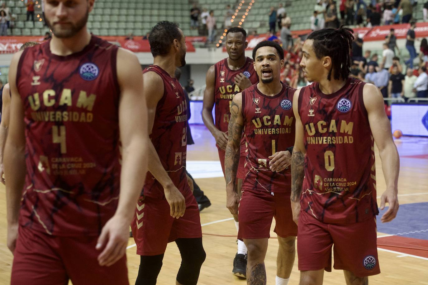 Fotos: El UCAM vence al Estrasburgo (80-78)