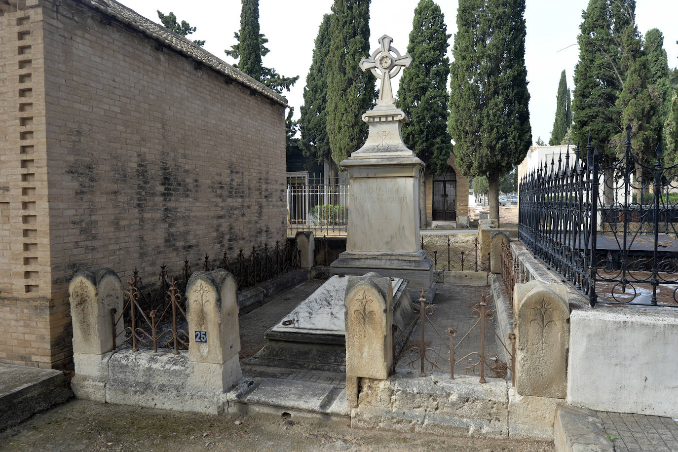 Fotos: Panteones y sepulcros del cementerio Nuestro Padre Jesús de Murcia