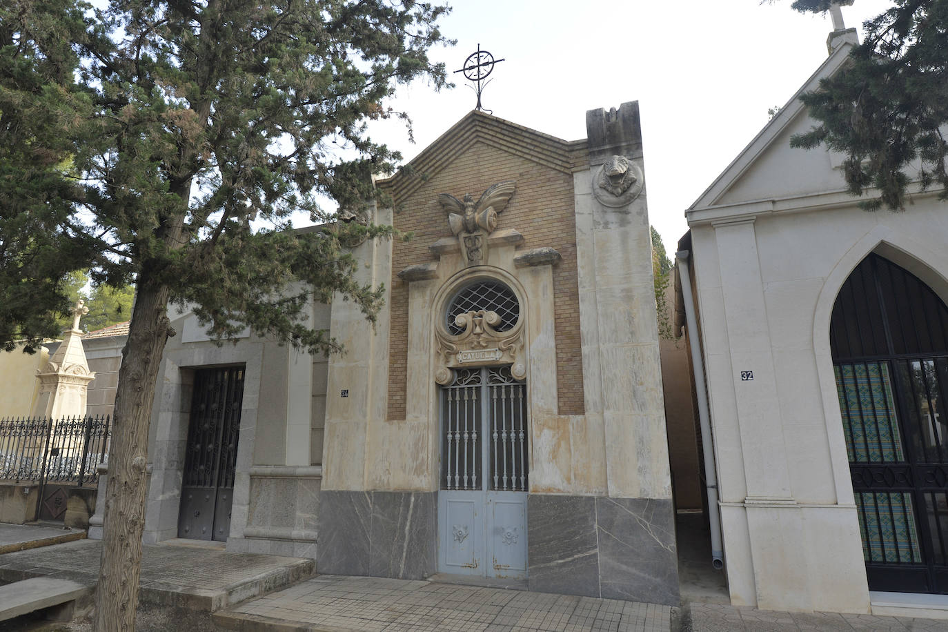 Fotos: Panteones y sepulcros del cementerio Nuestro Padre Jesús de Murcia