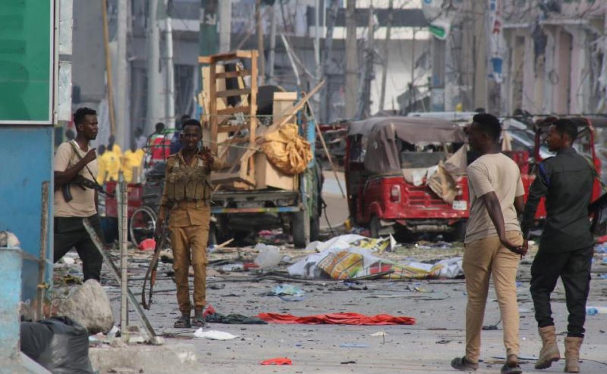 Al menos 29 muertos en el ataque contra la sede del Ministerio de Educación en la capital de Somalia