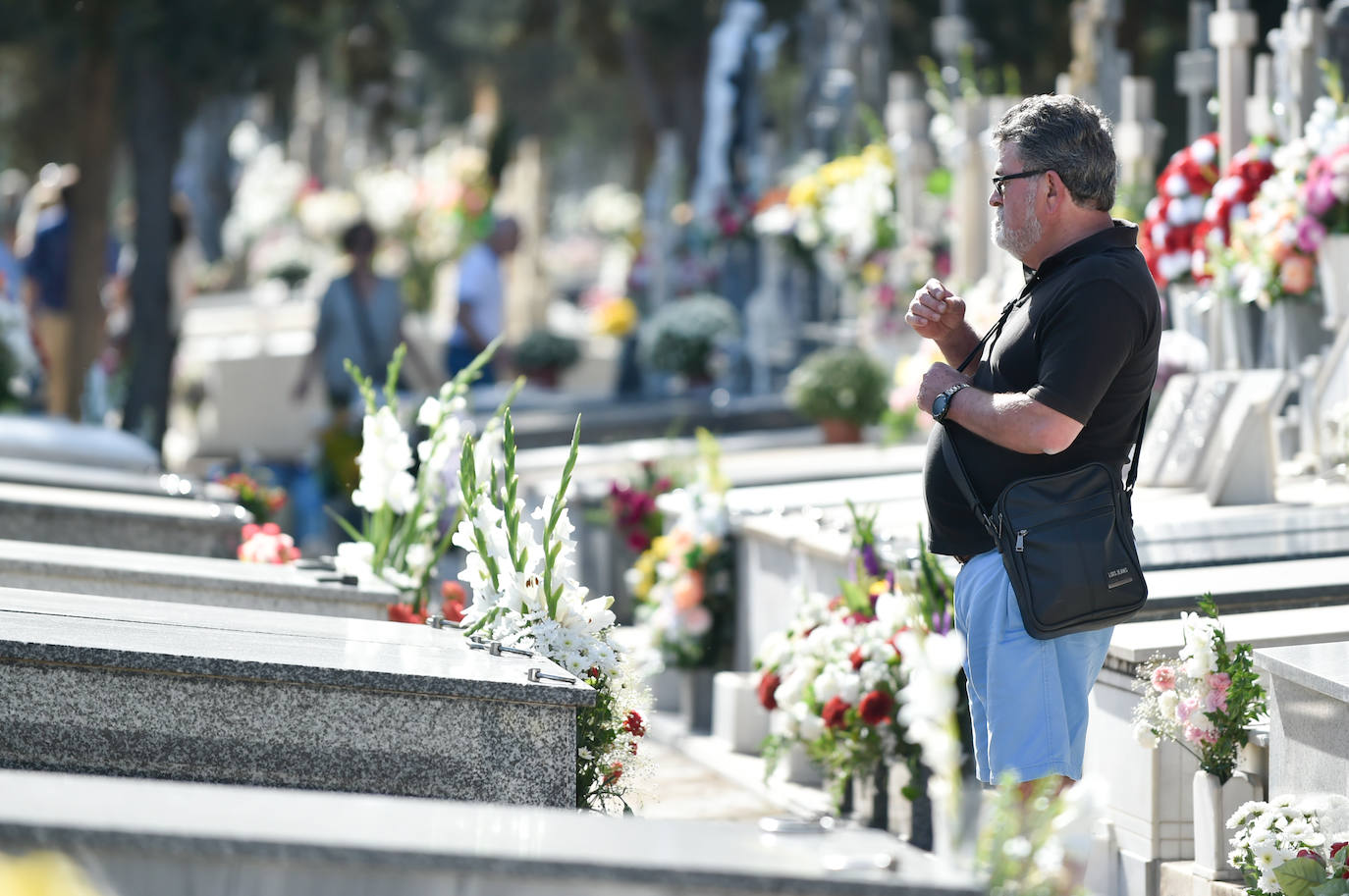 Fotos: Visitas al cementerio Nuestro Padre Jesús de Murcia en el día de Todos los Santos