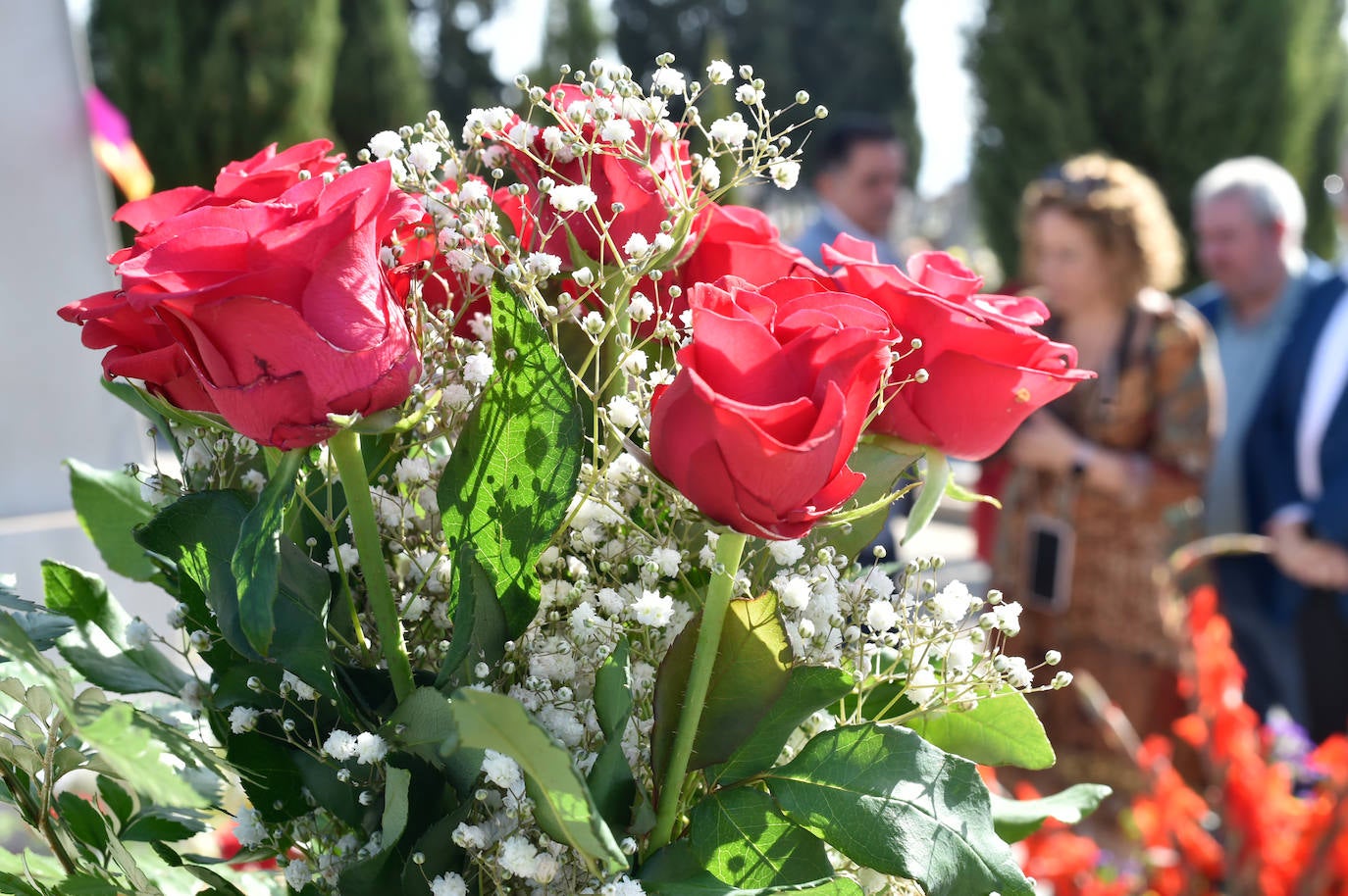 Fotos: Visitas al cementerio Nuestro Padre Jesús de Murcia en el día de Todos los Santos