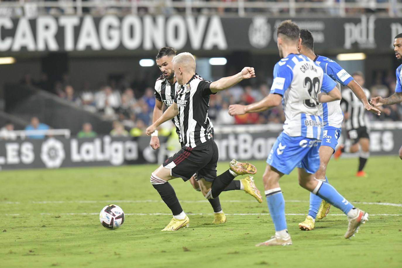 Fotos: Las imágenes del partido entre el FC Cartagena y el Málaga