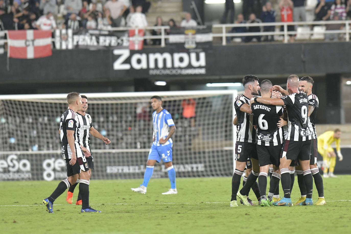 Fotos: Las imágenes del partido entre el FC Cartagena y el Málaga