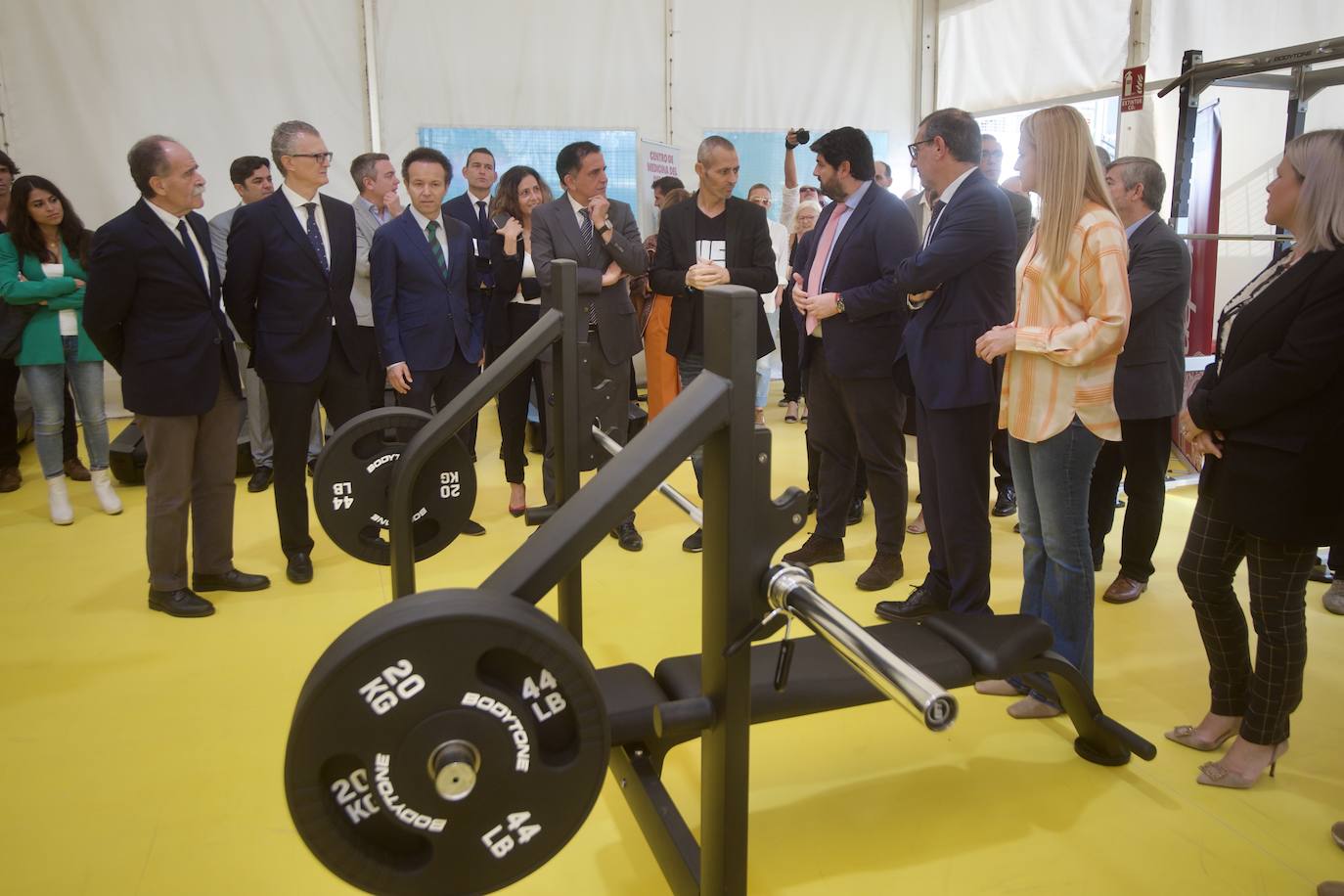 Fotos: La inaguración el primer gimnasio para pacientes con cáncer en Murcia, en imágenes