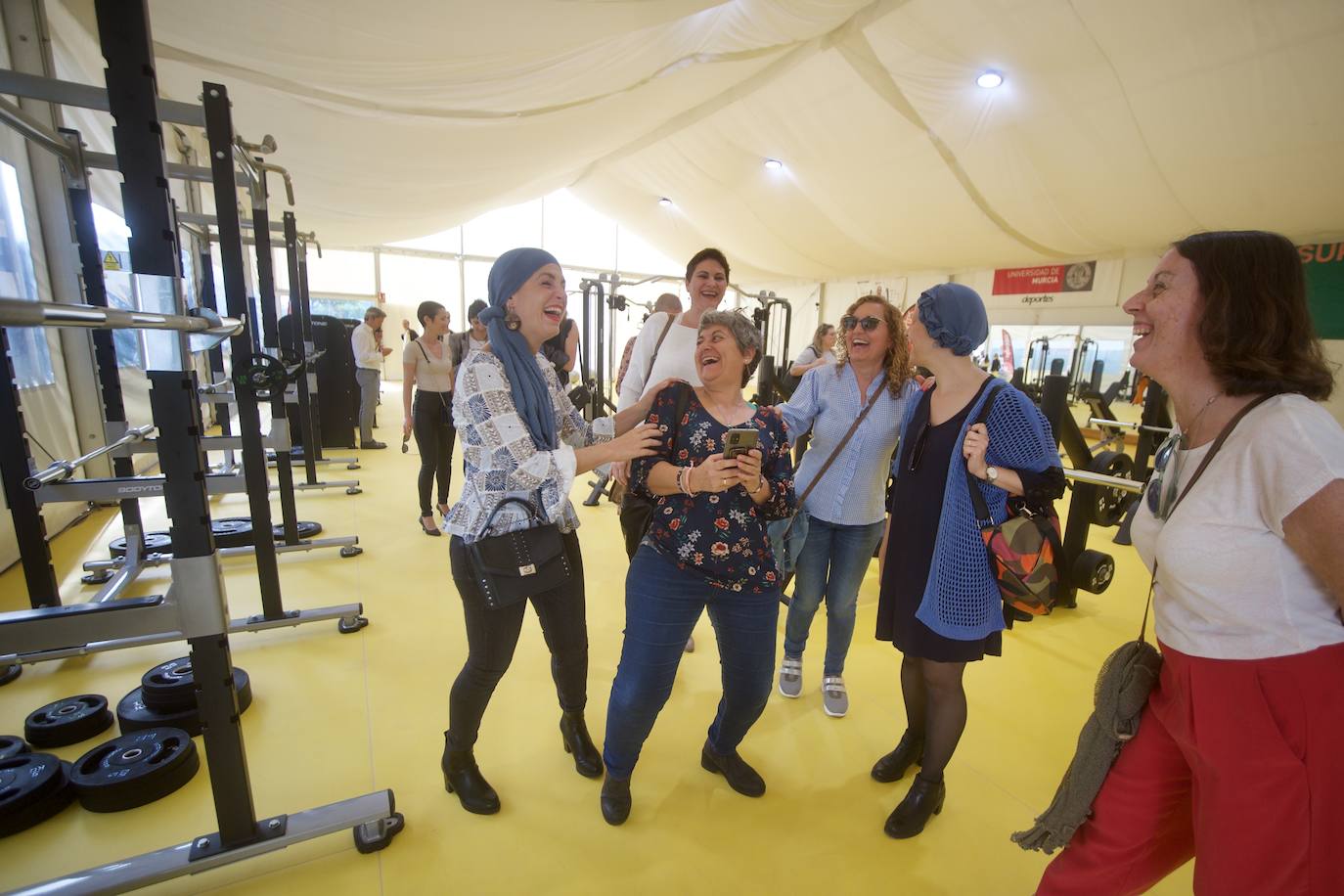 Fotos: La inaguración el primer gimnasio para pacientes con cáncer en Murcia, en imágenes