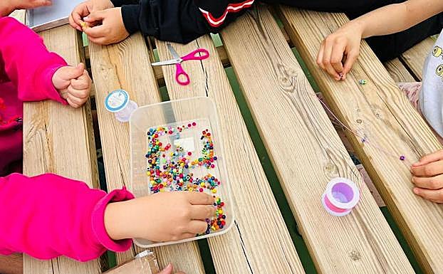 Caixaproinfancia trabaja con los menores a nivel educativo, social y familiar. 
