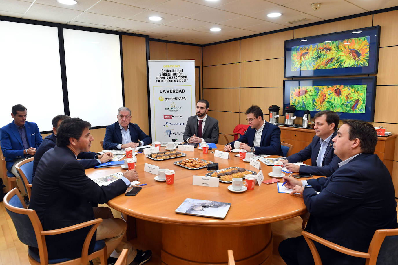 Fotos: El desayuno informativo de LA VERDAD y Hefame, en imágenes