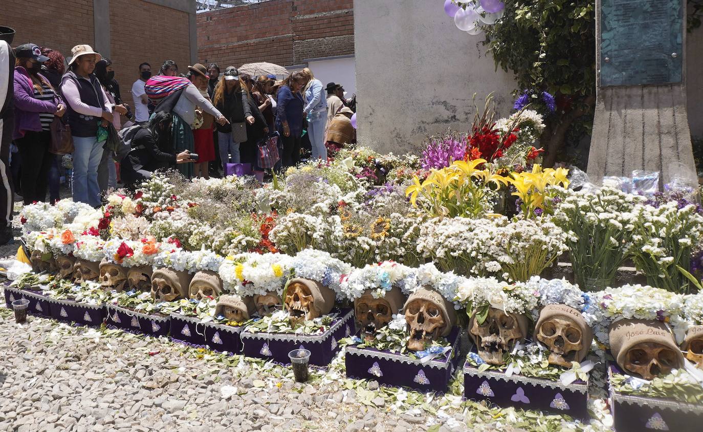 Fotos: Culto a las &#039;ñatitas&#039;