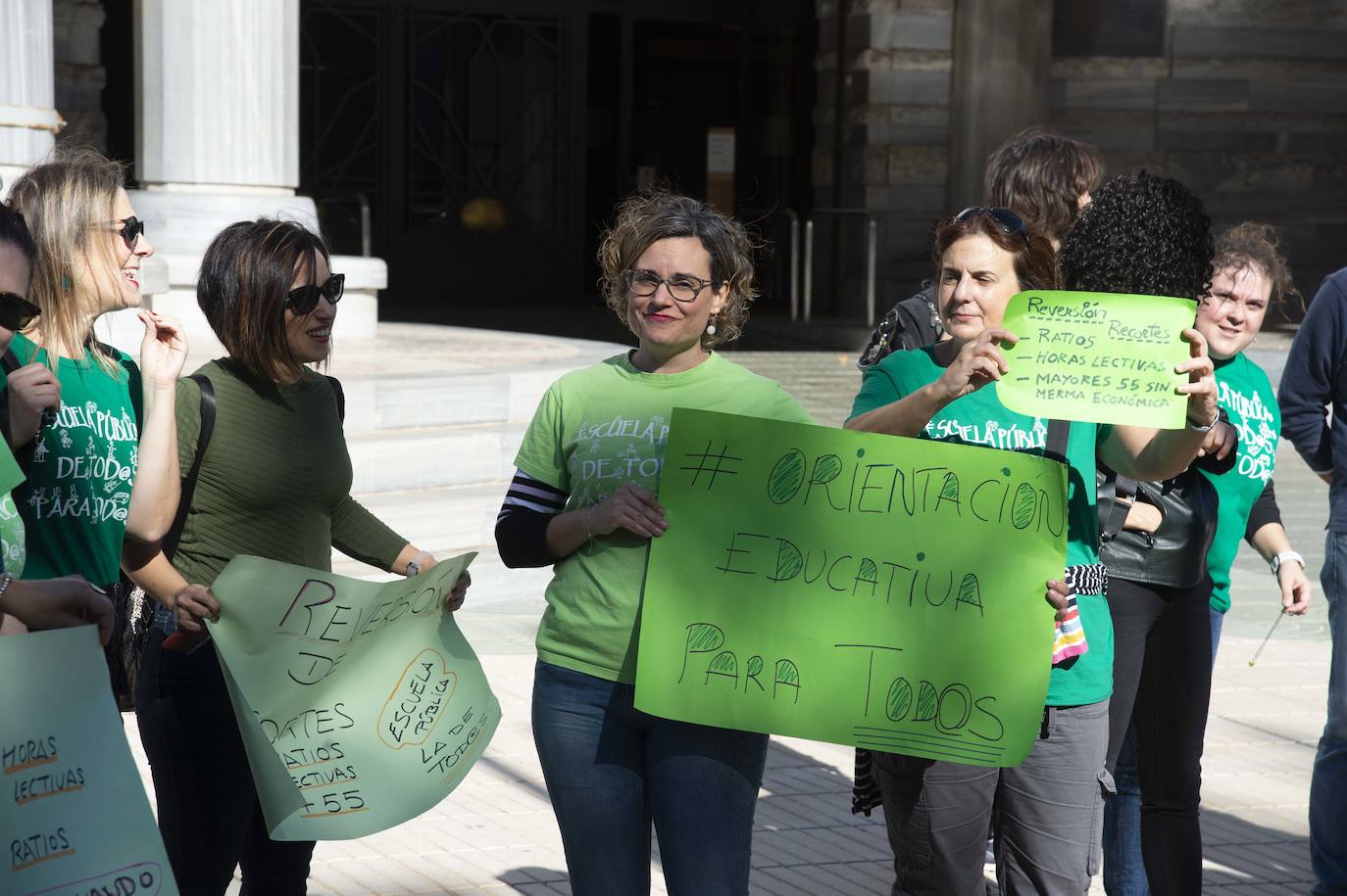 Fotos: Los sindicatos de enseñanza protestan en Murcia y Cartagena