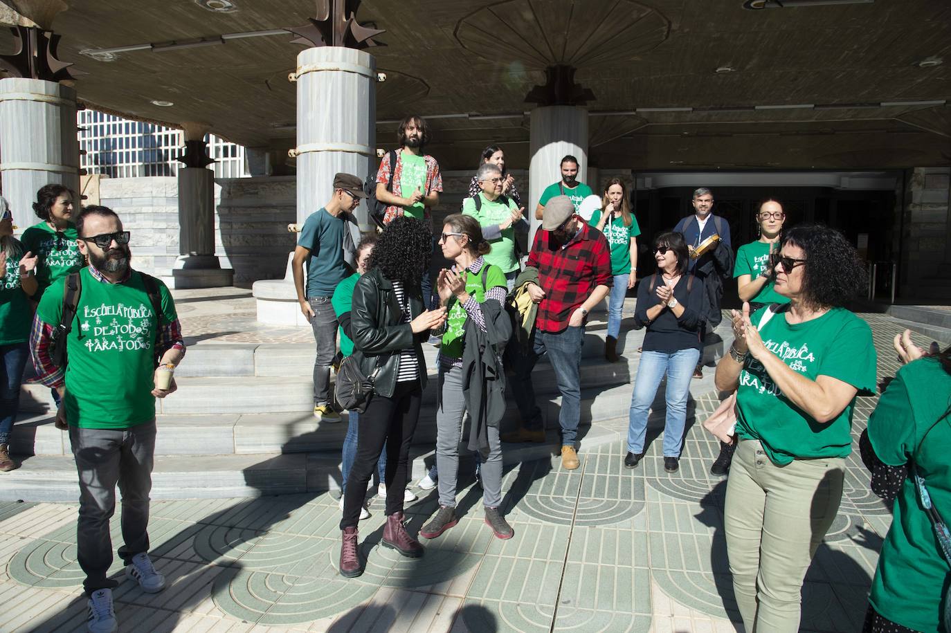 Fotos: Los sindicatos de enseñanza protestan en Murcia y Cartagena