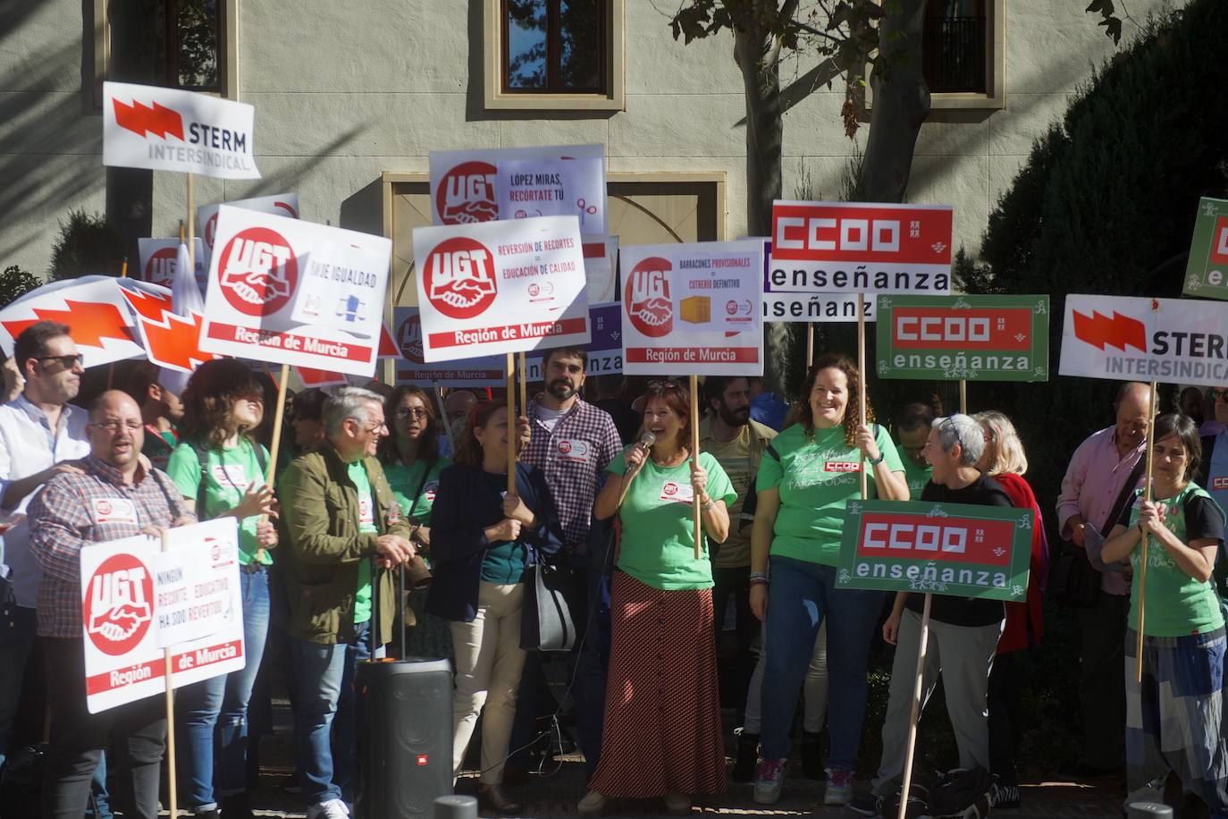 Fotos: Los sindicatos de enseñanza protestan en Murcia y Cartagena