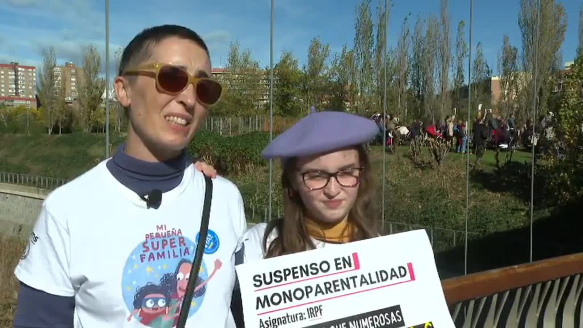 Las familias monoparentales piden que se apruebe la Ley de Familia