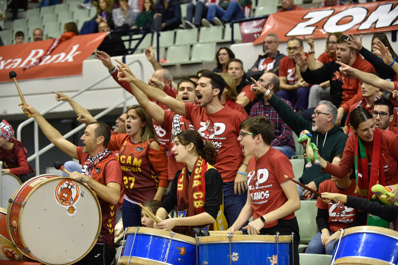 Fotos: Las imágenes del partido UCAM CB Murcia - Obradoiro