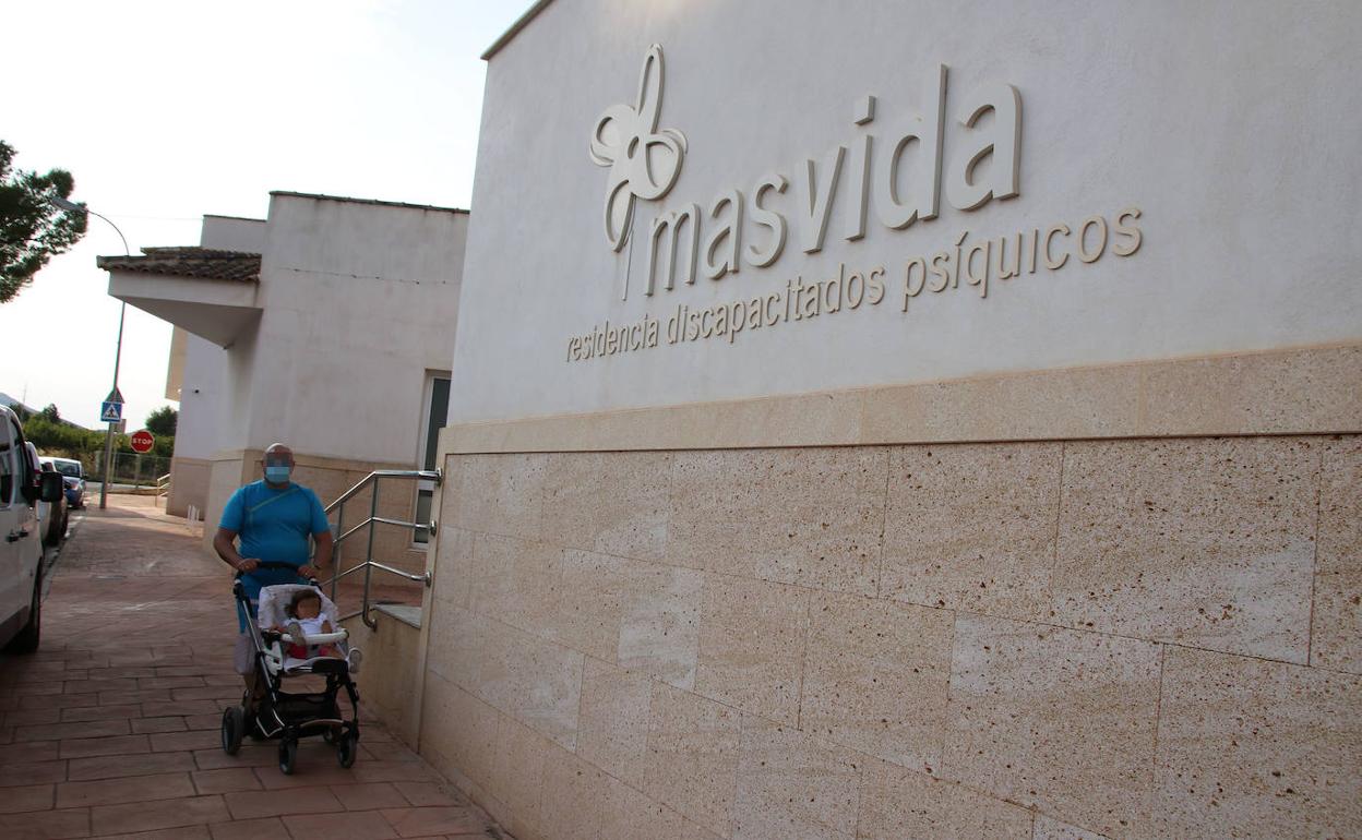 Fachada del centro para personas con discapacidad Aspajunide, en Jumilla. 