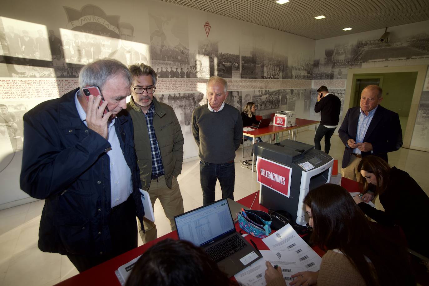 Fotos: Junta de accionistas del Real Murcia en imágenes