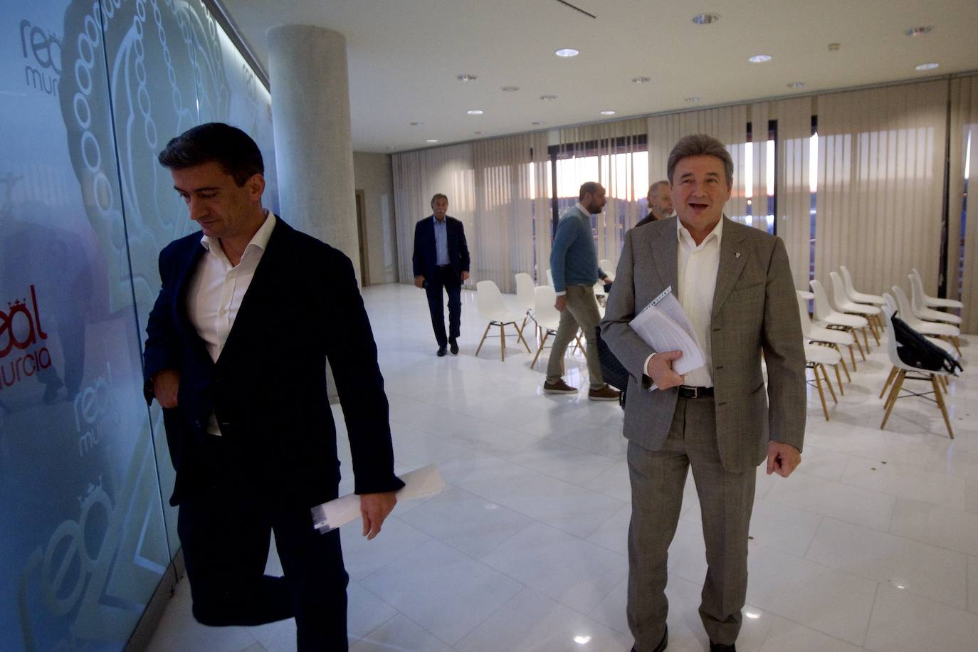 Fotos: Junta de accionistas del Real Murcia en imágenes