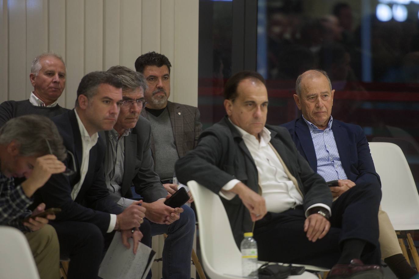 Fotos: Junta de accionistas del Real Murcia en imágenes