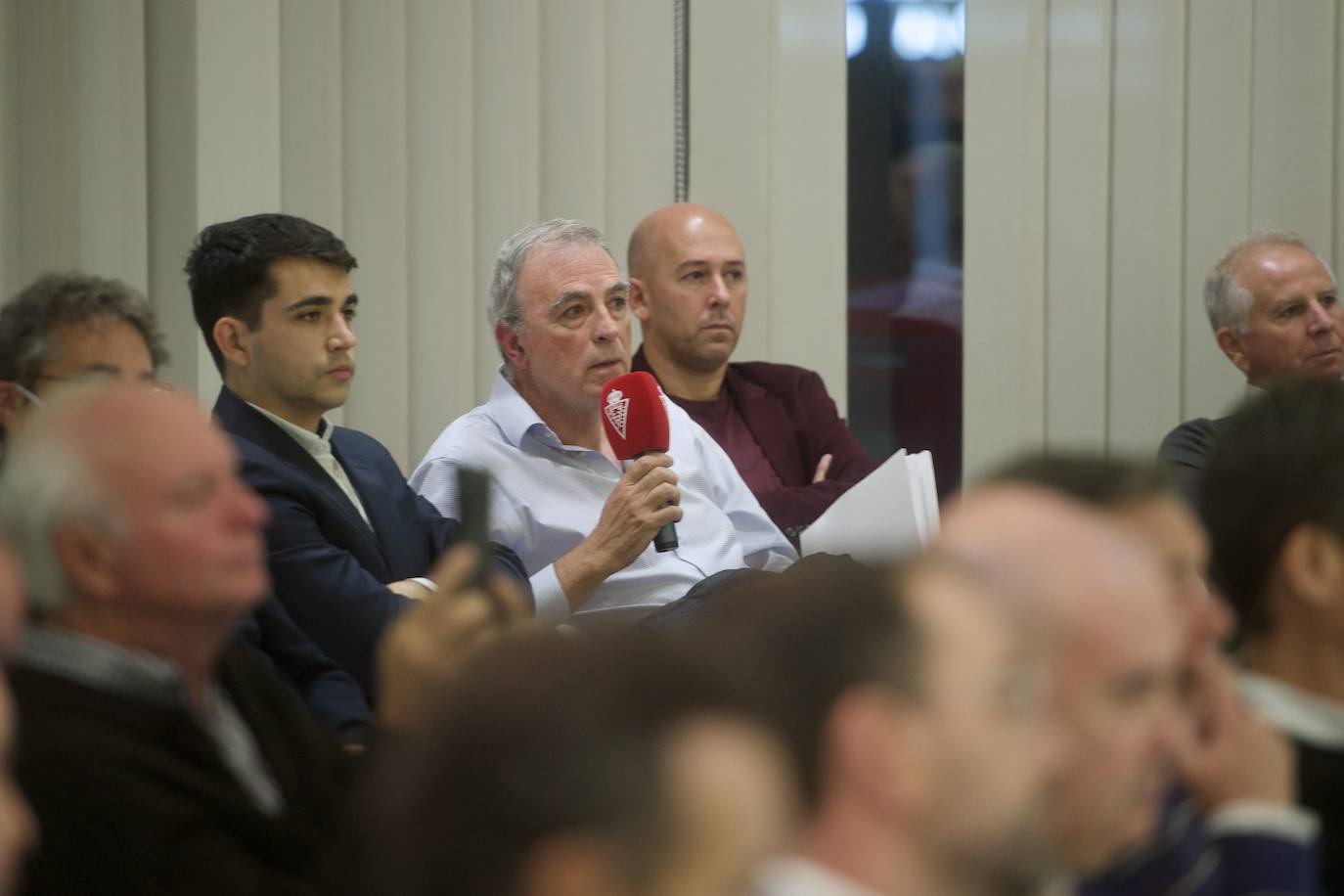 Fotos: Junta de accionistas del Real Murcia en imágenes