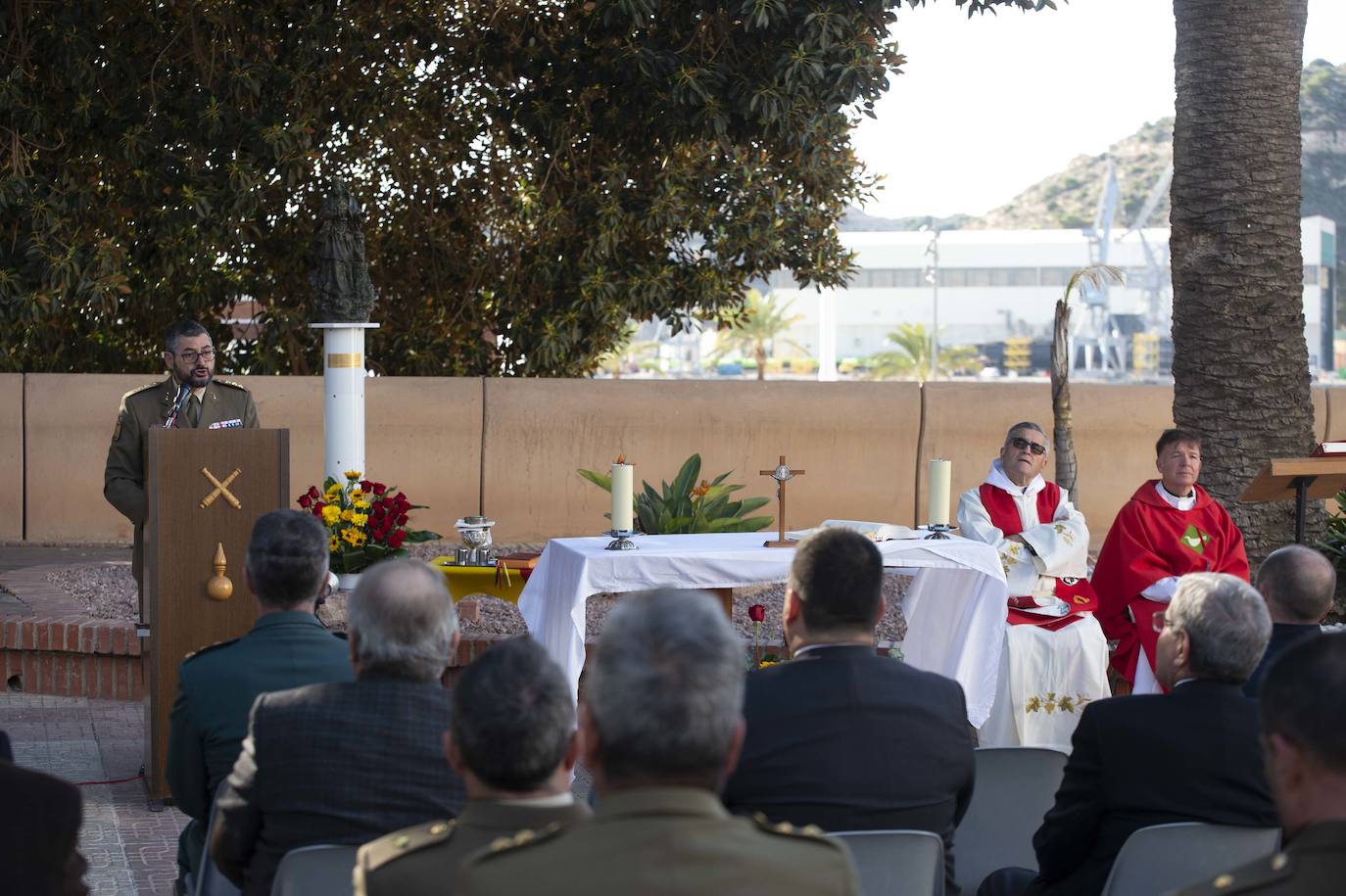 Fotos: Una Santa Bárbara de Quirós protege el Gobierno Militar en Cartagena