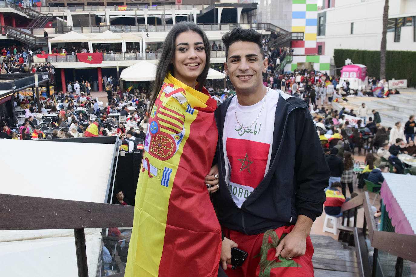 Fotos: Celebración de la colonia marroquí de la Región de Murcia tras vencer a España en el Mundial, en imágenes