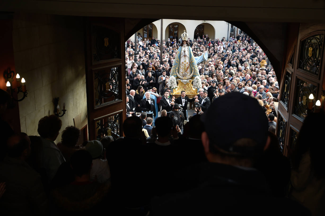 Fotos: La Patrona de Yecla llega a la Basílica en una espectacular Bajada