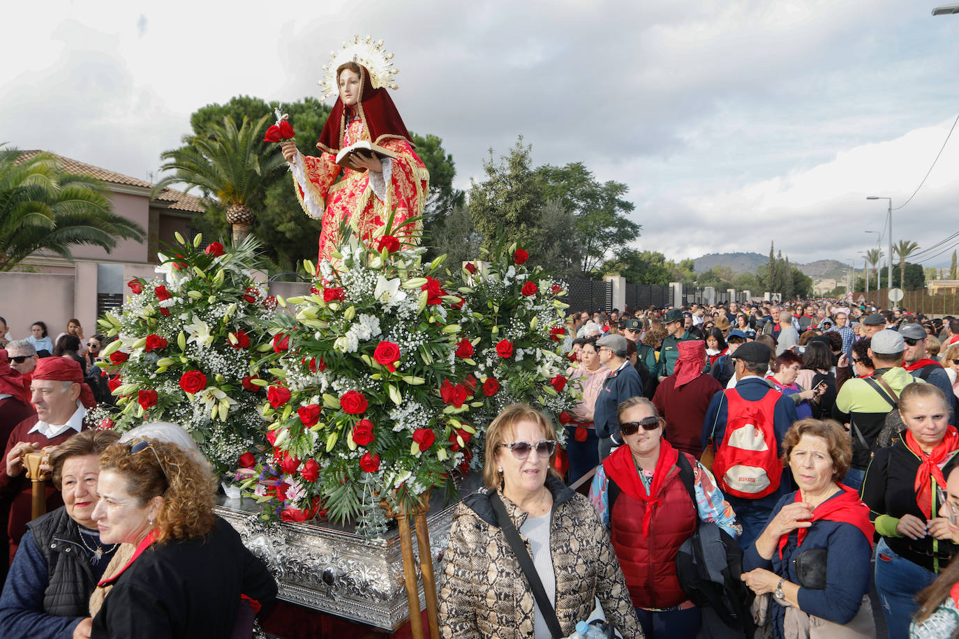 Fotos: La Santa reúne a 10.000 romeros en su bajada a Totana tras el parón de la pandemia